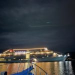 MS Europa bei Nacht